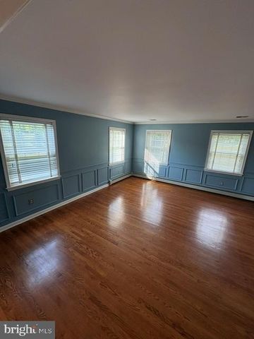 1007 BUCKS RD, Perkasie, PA 18944