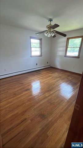 74 Roosevelt Street, Pequannock Township, NJ 07440