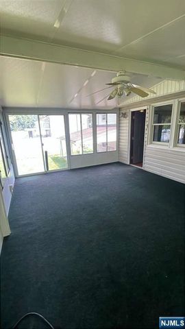74 Roosevelt Street, Pequannock Township, NJ 07440