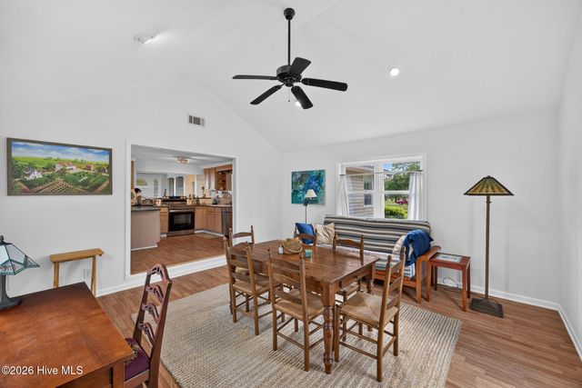 901 Cardinal Road, Southport, NC 28461
