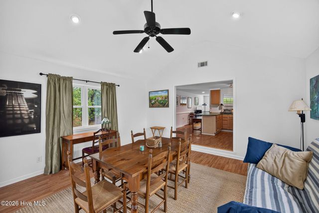 901 Cardinal Road, Southport, NC 28461