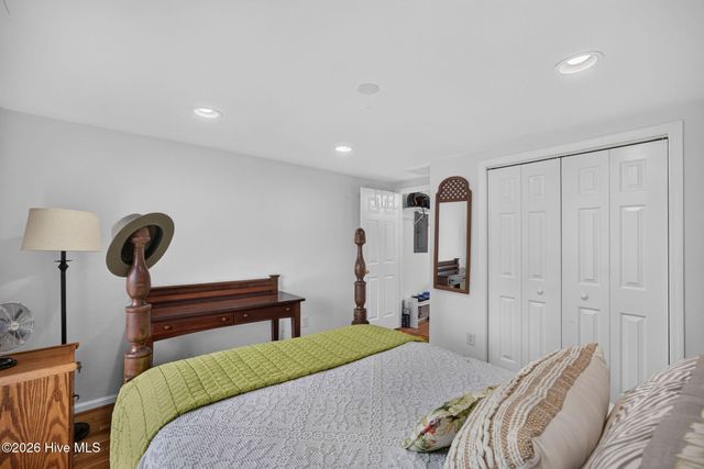 901 Cardinal Road, Southport, NC 28461