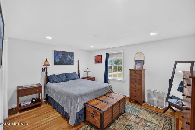 901 Cardinal Road, Southport, NC 28461