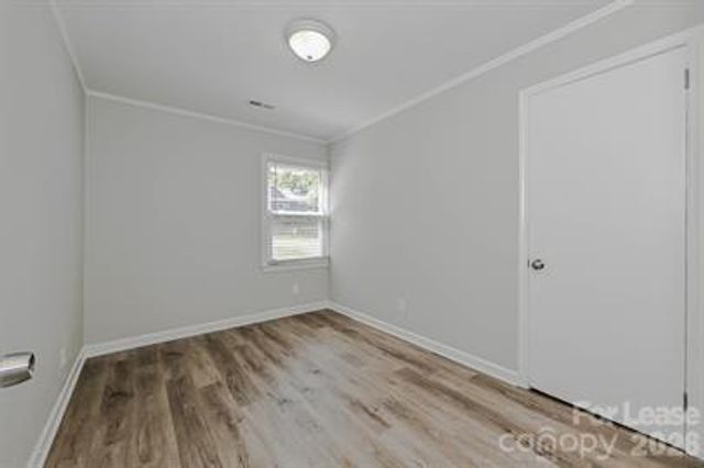 2649 Roslyn Avenue, Charlotte, NC 28208