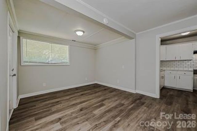 2649 Roslyn Avenue, Charlotte, NC 28208