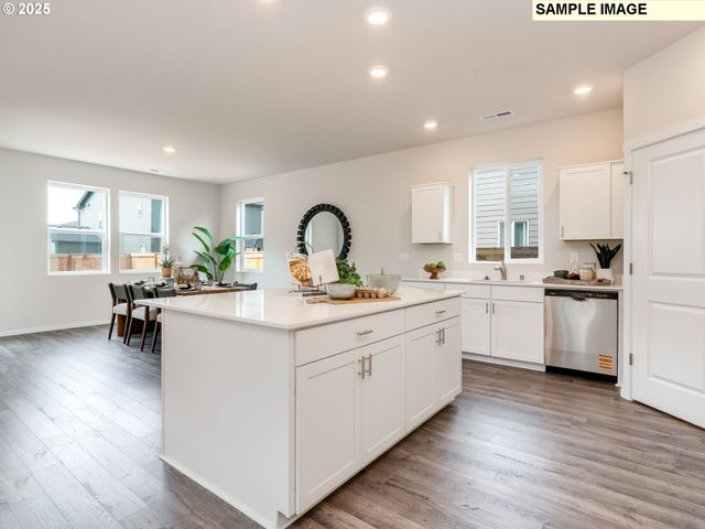 341 Nw 30TH St, Battle Ground, WA 98604