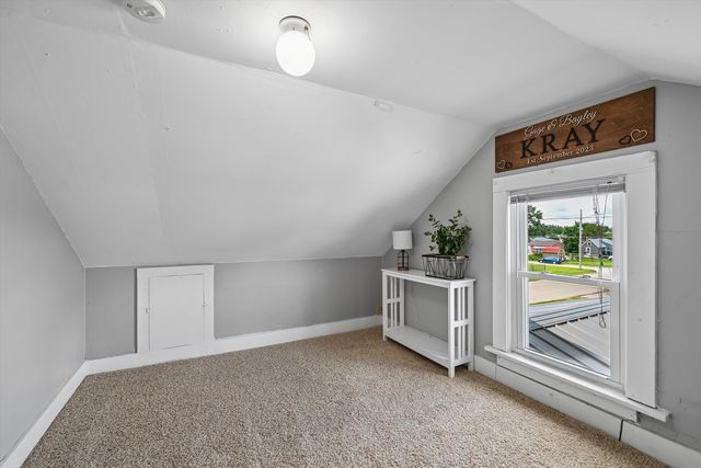 2700 3rd Avenue, Marion, IA 52302