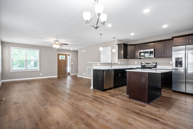 720 Perkins Avenue, Clarksville, TN 37040