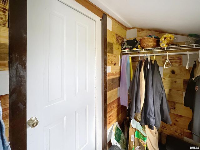 2320 18TH Street A, Moline, IL 61265