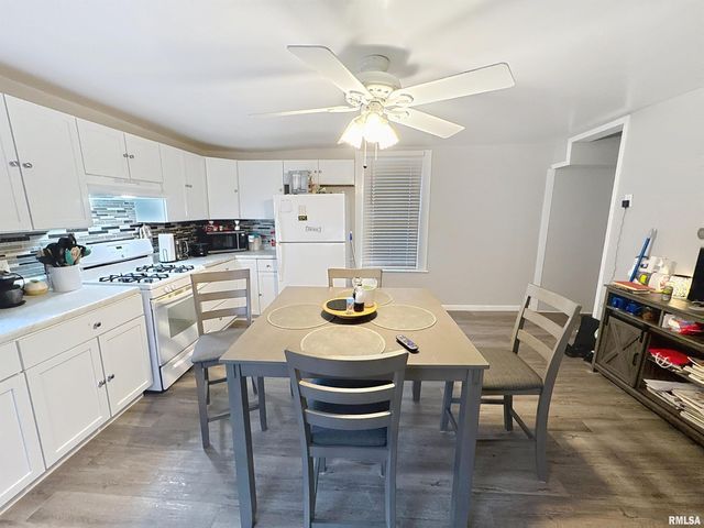 2320 18TH Street A, Moline, IL 61265