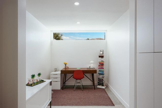 14 Lakeview Circle, Palm Springs, CA 92264
