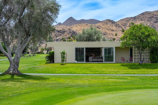 14 Lakeview Circle, Palm Springs, CA 92264