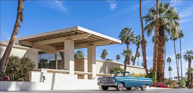 14 Lakeview Circle, Palm Springs, CA 92264