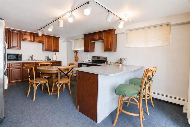 230 Duryeas Point, Michigan Center, MI 49254