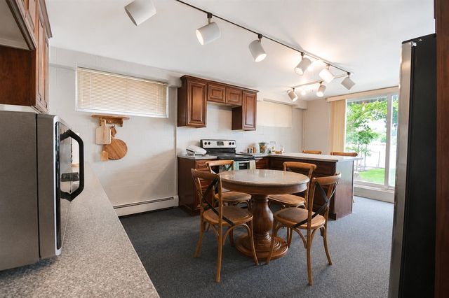 230 Duryeas Point, Michigan Center, MI 49254