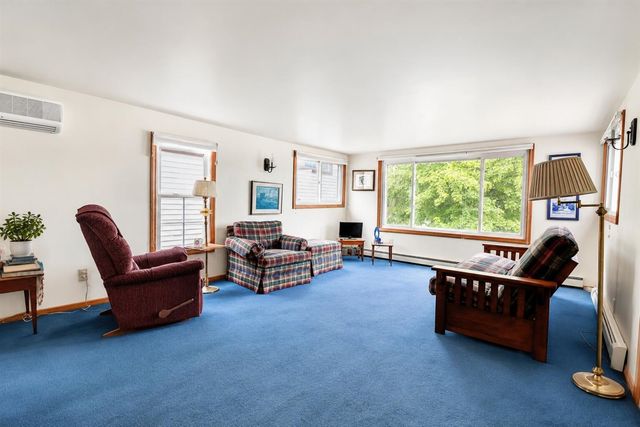 230 Duryeas Point, Michigan Center, MI 49254