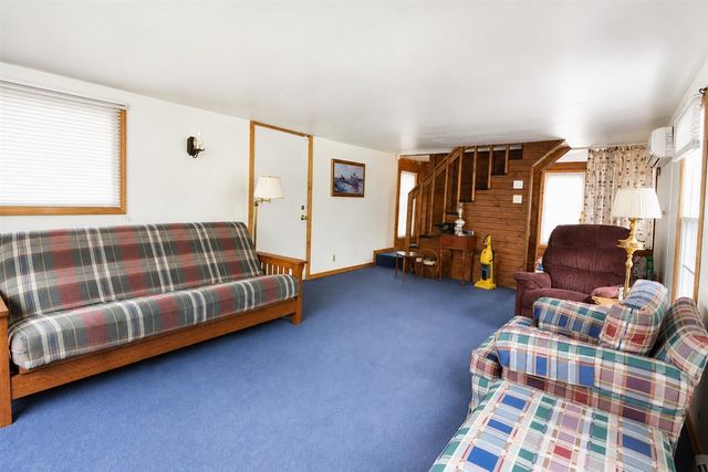230 Duryeas Point, Michigan Center, MI 49254
