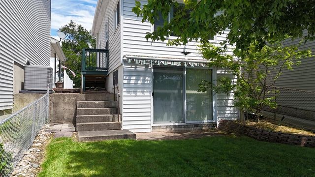 230 Duryeas Point, Michigan Center, MI 49254