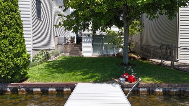 230 Duryeas Point, Michigan Center, MI 49254