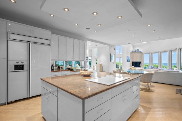 40 Triton Way, Mashpee, MA 02649