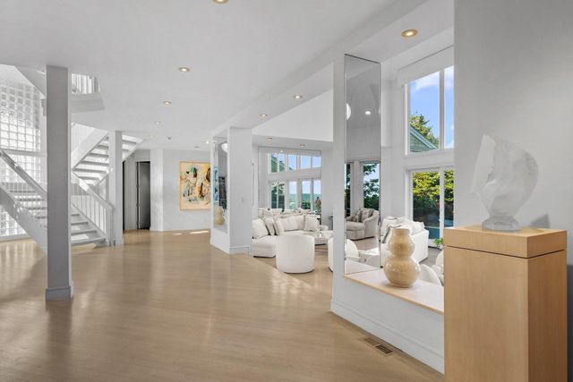 40 Triton Way, Mashpee, MA 02649