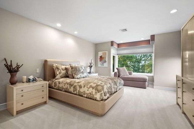 40 Triton Way, Mashpee, MA 02649