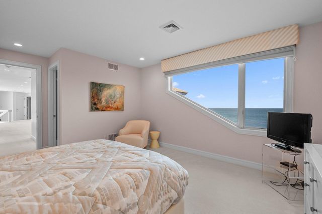 40 Triton Way, Mashpee, MA 02649