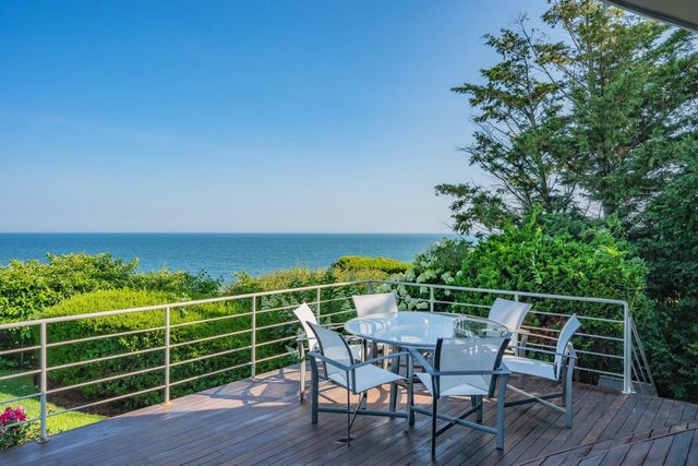 40 Triton Way, Mashpee, MA 02649