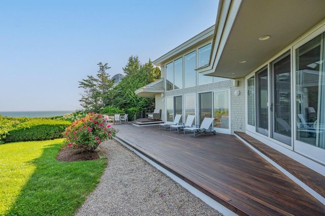 40 Triton Way, Mashpee, MA 02649