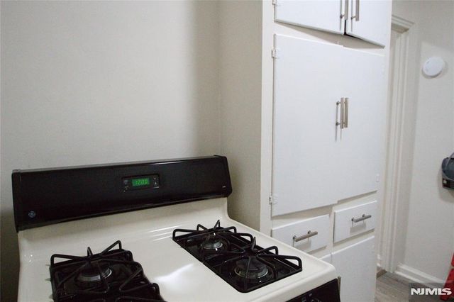 975-995 Teaneck 1M, Teaneck, NJ 07666