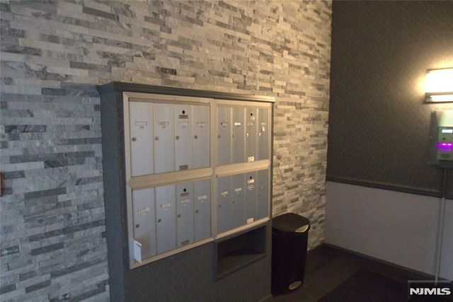 975-995 Teaneck 1M, Teaneck, NJ 07666