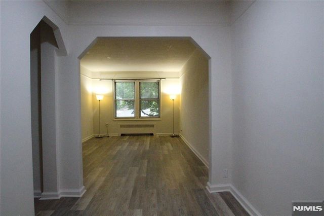 975-995 Teaneck 1M, Teaneck, NJ 07666