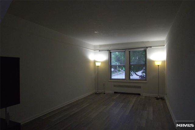 975-995 Teaneck 1M, Teaneck, NJ 07666