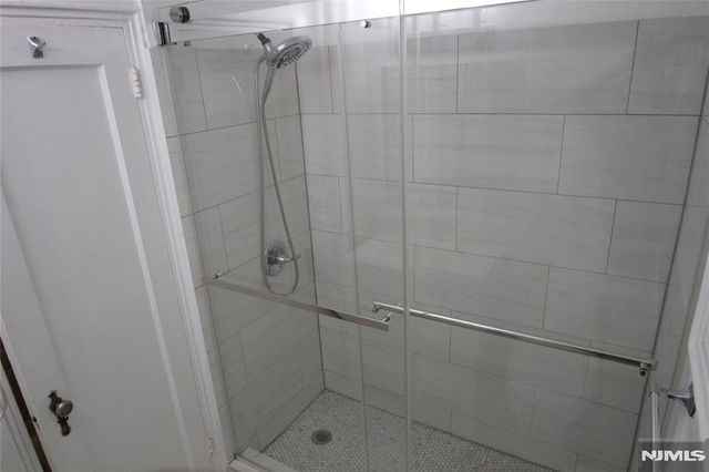975-995 Teaneck 1M, Teaneck, NJ 07666