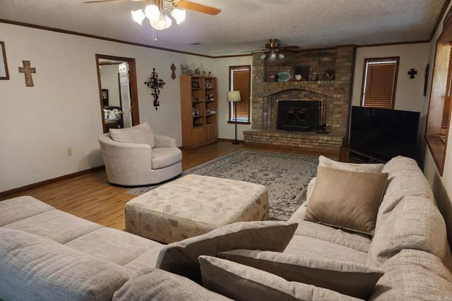 442 Blue Bayou Road, Nashville, AR 71852