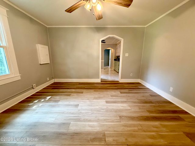 406 Evergreen Rd, Louisville, KY 40223