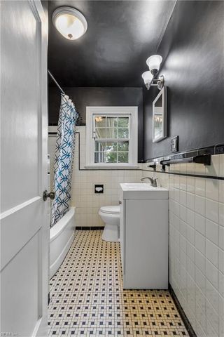 4037 Catesby Jones DR, Hampton, VA 23669