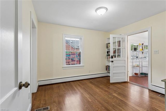 4037 Catesby Jones DR, Hampton, VA 23669