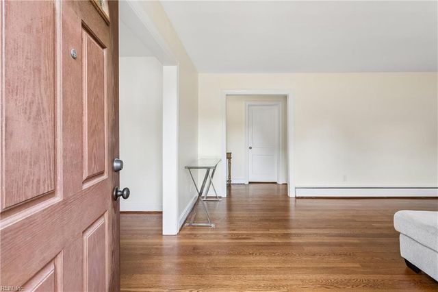 4037 Catesby Jones DR, Hampton, VA 23669