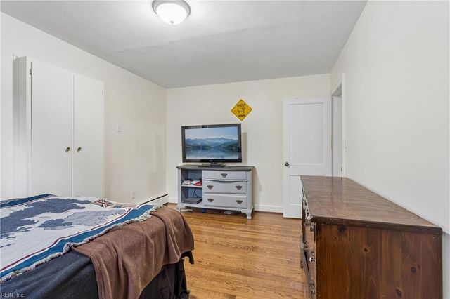 4037 Catesby Jones DR, Hampton, VA 23669