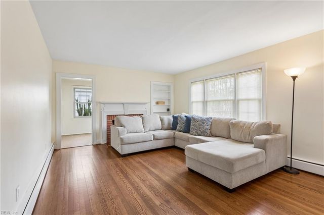 4037 Catesby Jones DR, Hampton, VA 23669