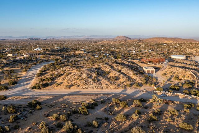 56765 Sable Court, Yucca Valley, CA 92284