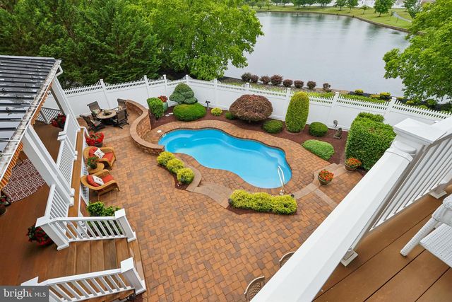 1131 LAKE DRIVE EAST, Robbinsville, NJ 08691
