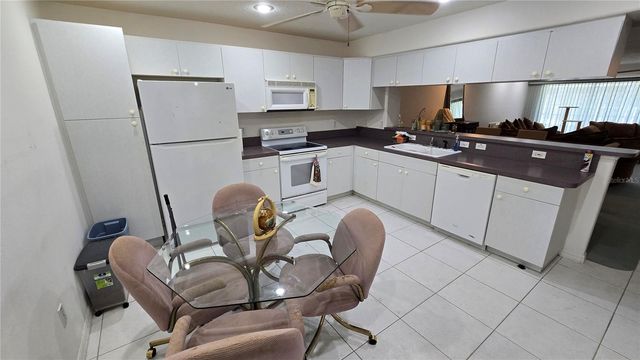 521 PINELLAS BAYWAY S 206, Tierra Verde, FL 33715