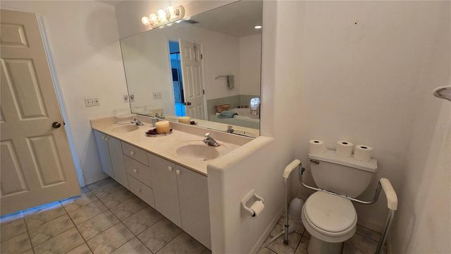521 PINELLAS BAYWAY S 206, Tierra Verde, FL 33715