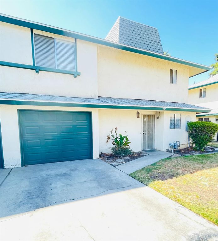 4929 N Winery Avenue, Fresno, CA 93726