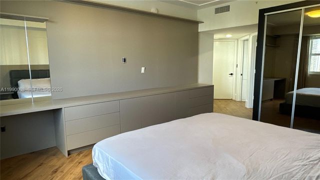 20000 E Country Club Drive 1016, Aventura, FL 33180