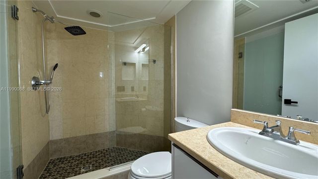 20000 E Country Club Drive 1016, Aventura, FL 33180