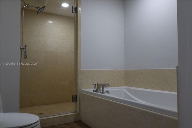 20000 E Country Club Drive 1016, Aventura, FL 33180