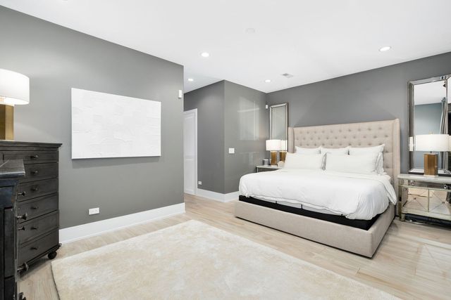 1848 N California Avenue 1, Chicago, IL 60647